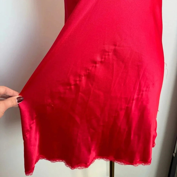 Victoria secret Red  Lace slip dress with lace and bow details M luxury coquette - Picture 4 of 8